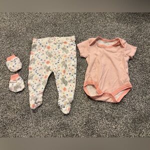 3-6 monthStriped Pink Baby Bodysuit and Printed Elephant Pants Set with Mittens